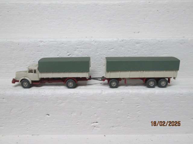 HO SCALE - WIKING - OLD STYLE ROAD TRUCK & TRAILER