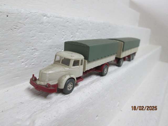 HO SCALE - WIKING - OLD STYLE ROAD TRUCK & TRAILER