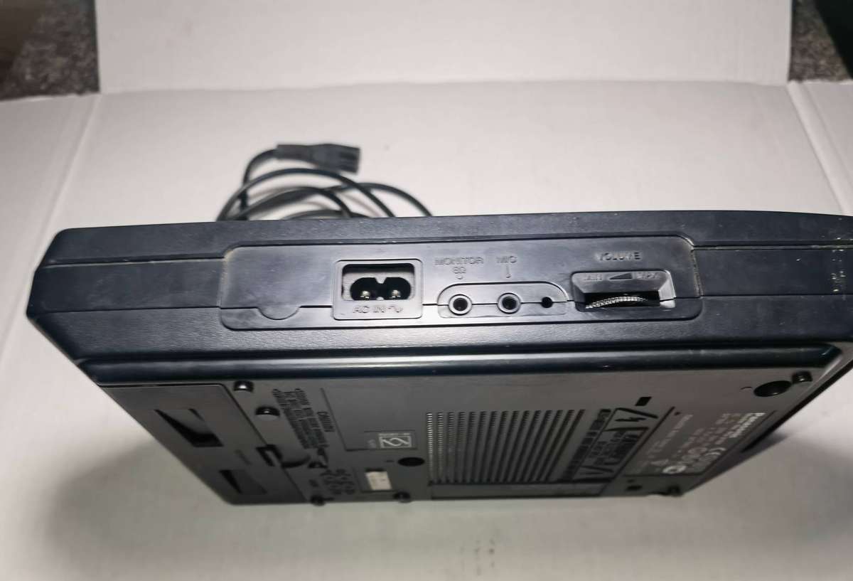 Panasonic tape player