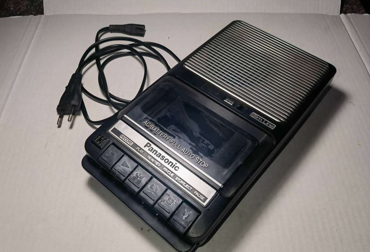 Panasonic tape player