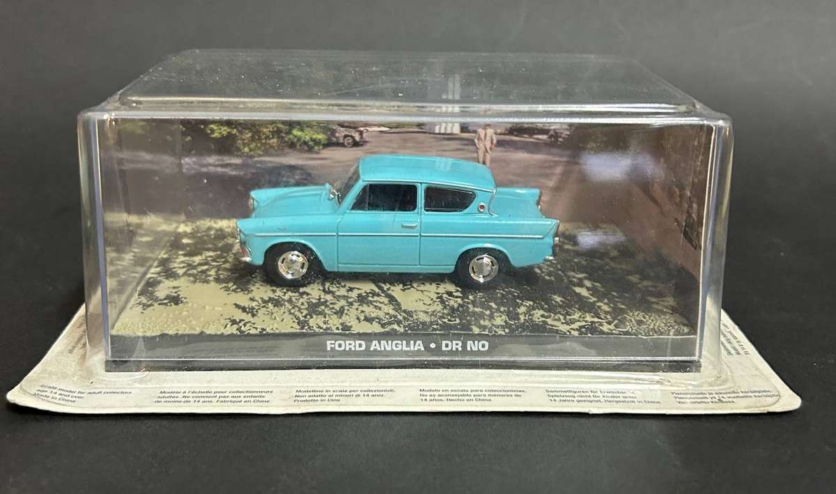 Ford Anglia  - James Bond Dr No