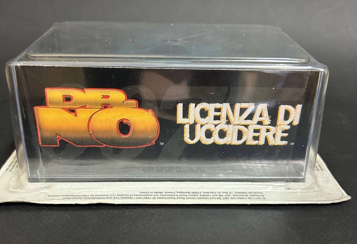 Ford Anglia  - James Bond Dr No