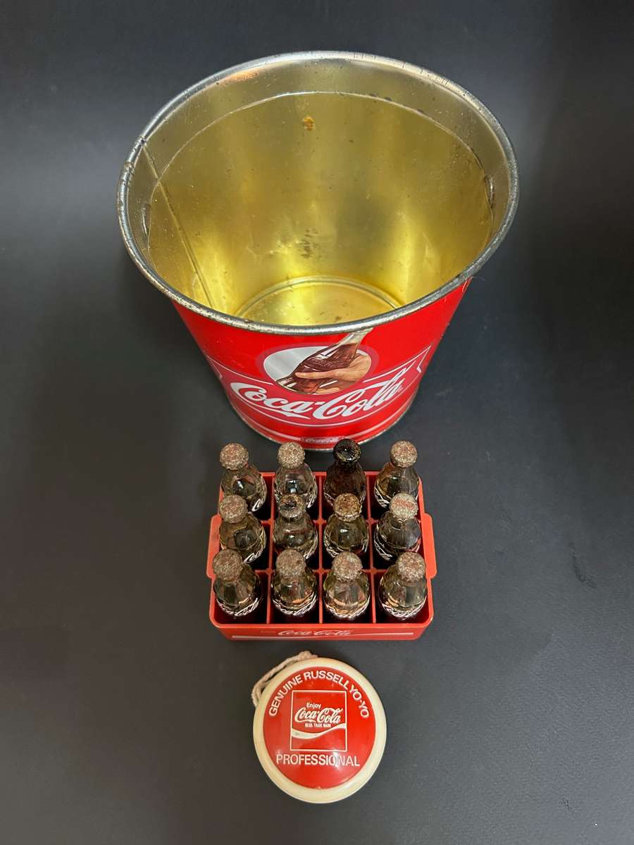 Coca Cola Russell yoyo lot
