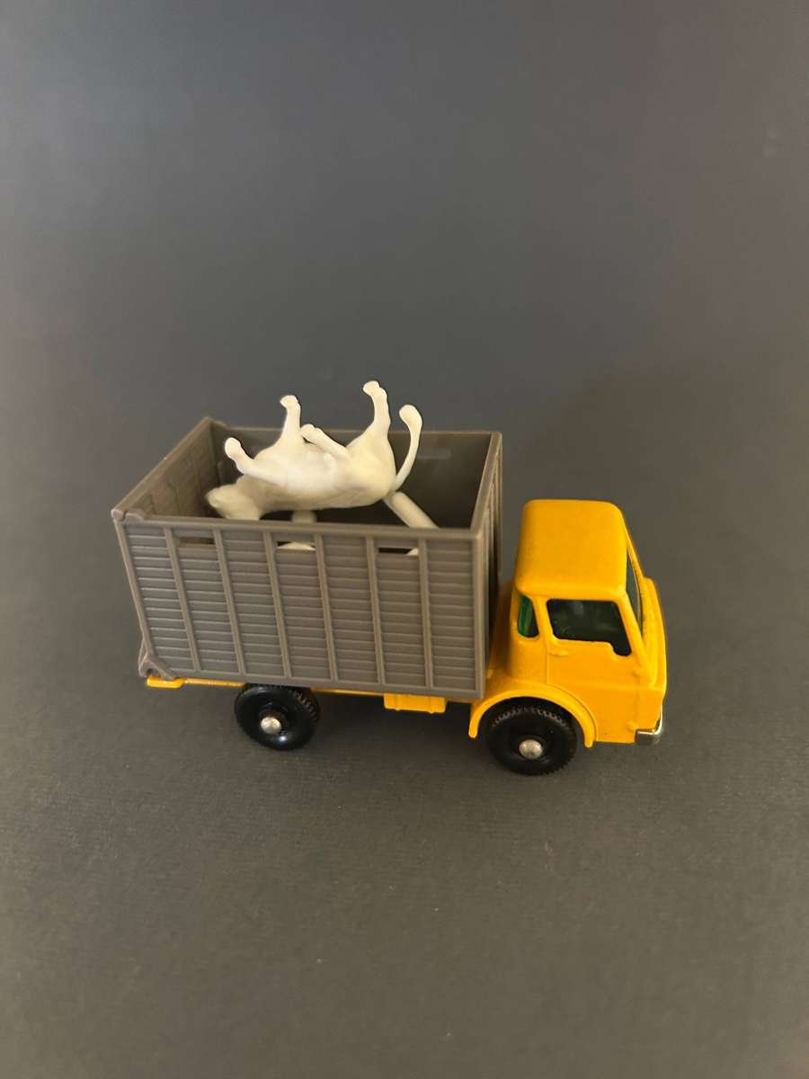 Matchbox No 37 Cattle truck
