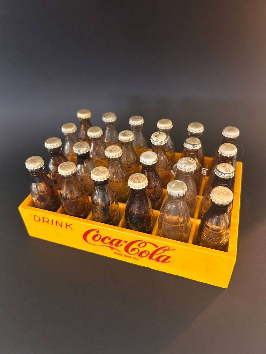Coca Cola mini crate