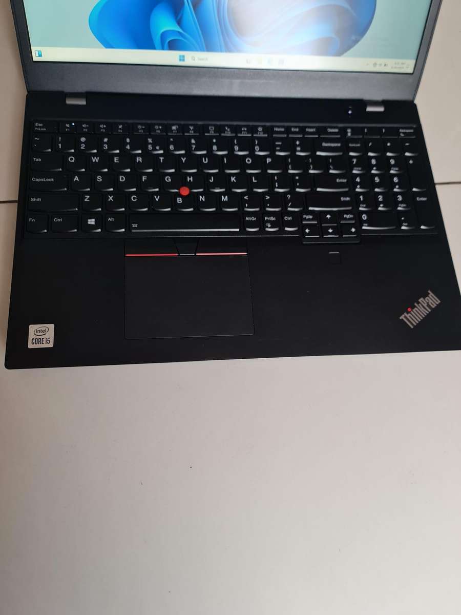 LENOVO THINKPAD L15 - CORE i5 10TH GEN - 32GB MEMORY - 1TB NVME - 15.6 INCH LCD - ORIGINAL CHARGER
