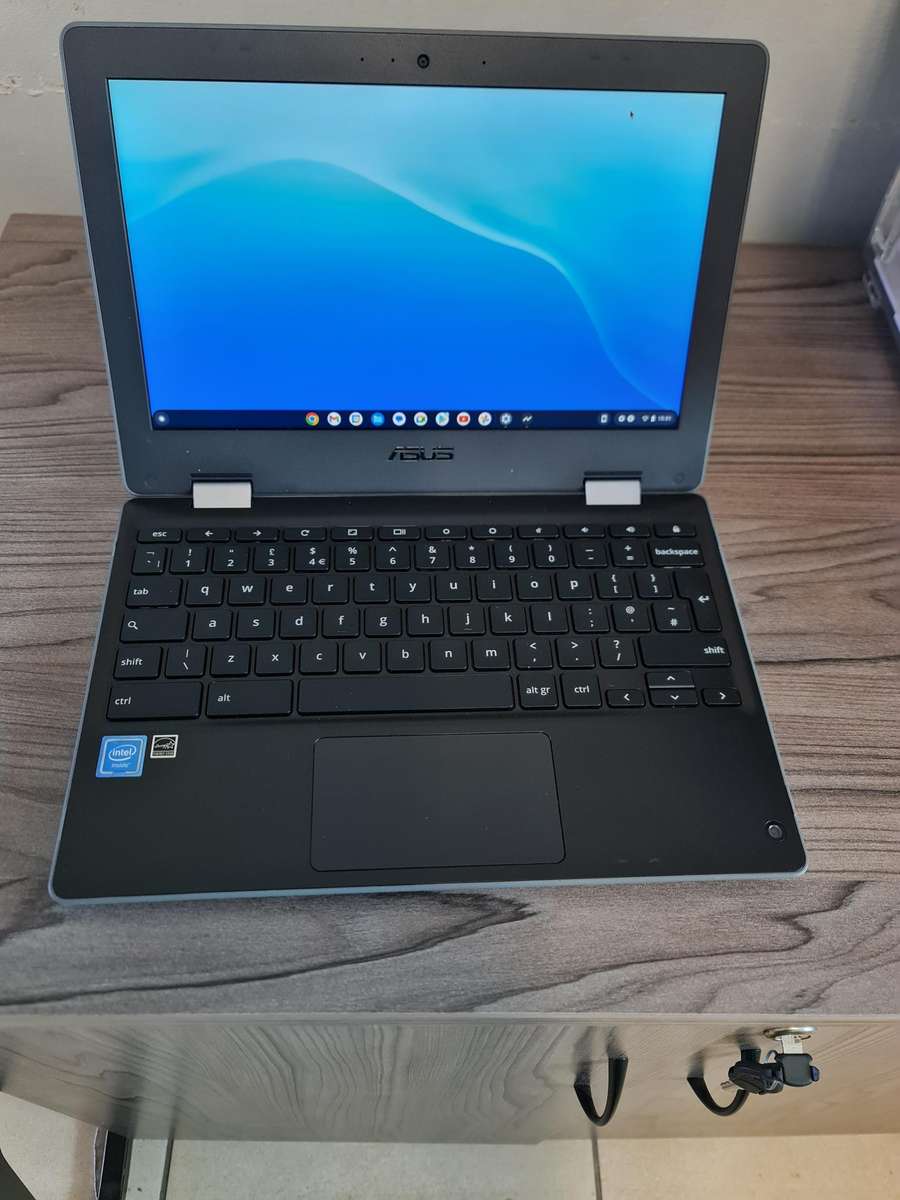 ASUS C214M FLIP CHROME BOOK - CELERON N4020 - 4GB - 32GB STORAGE - 11.6 INCH TOUCH SCREEN