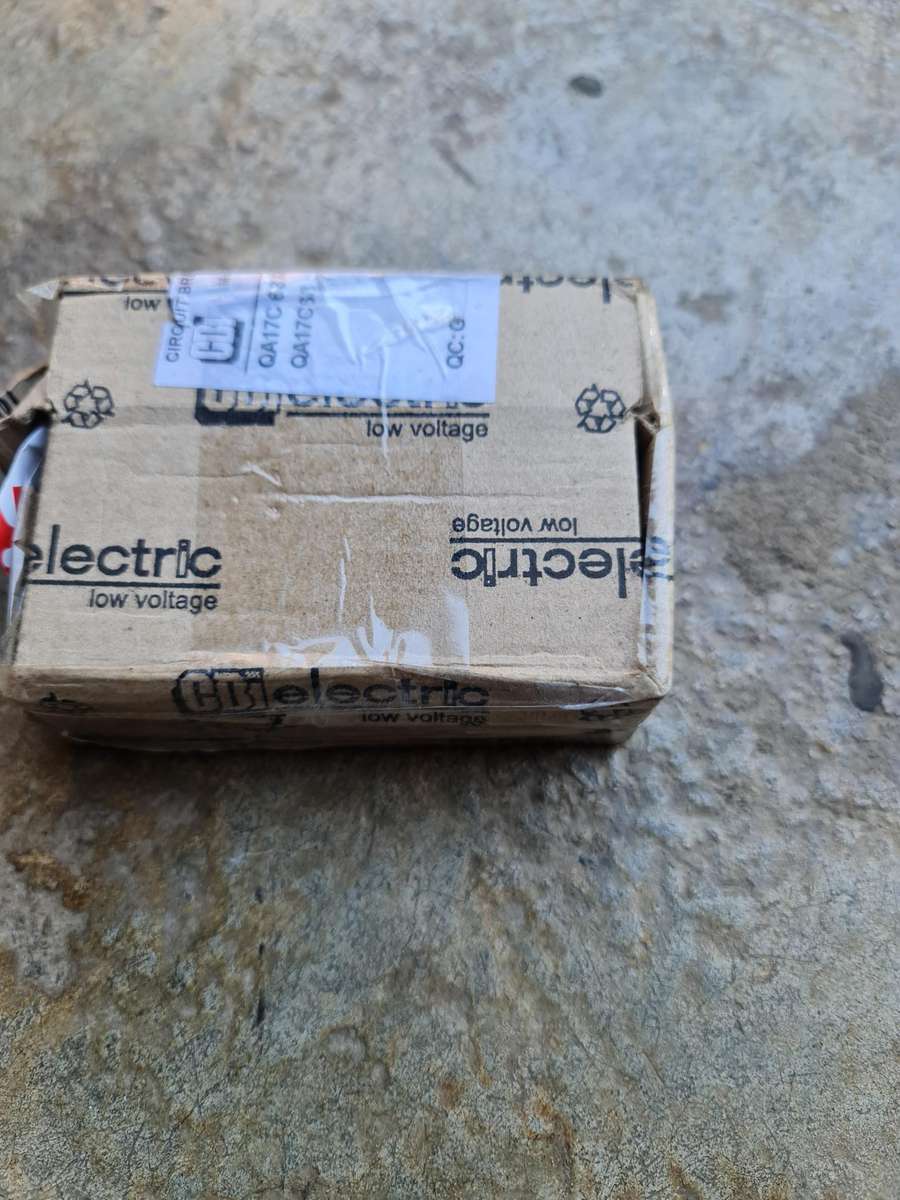 ELECTIC CIRCUIT BREAKER - 63A - AS PER PICTURES