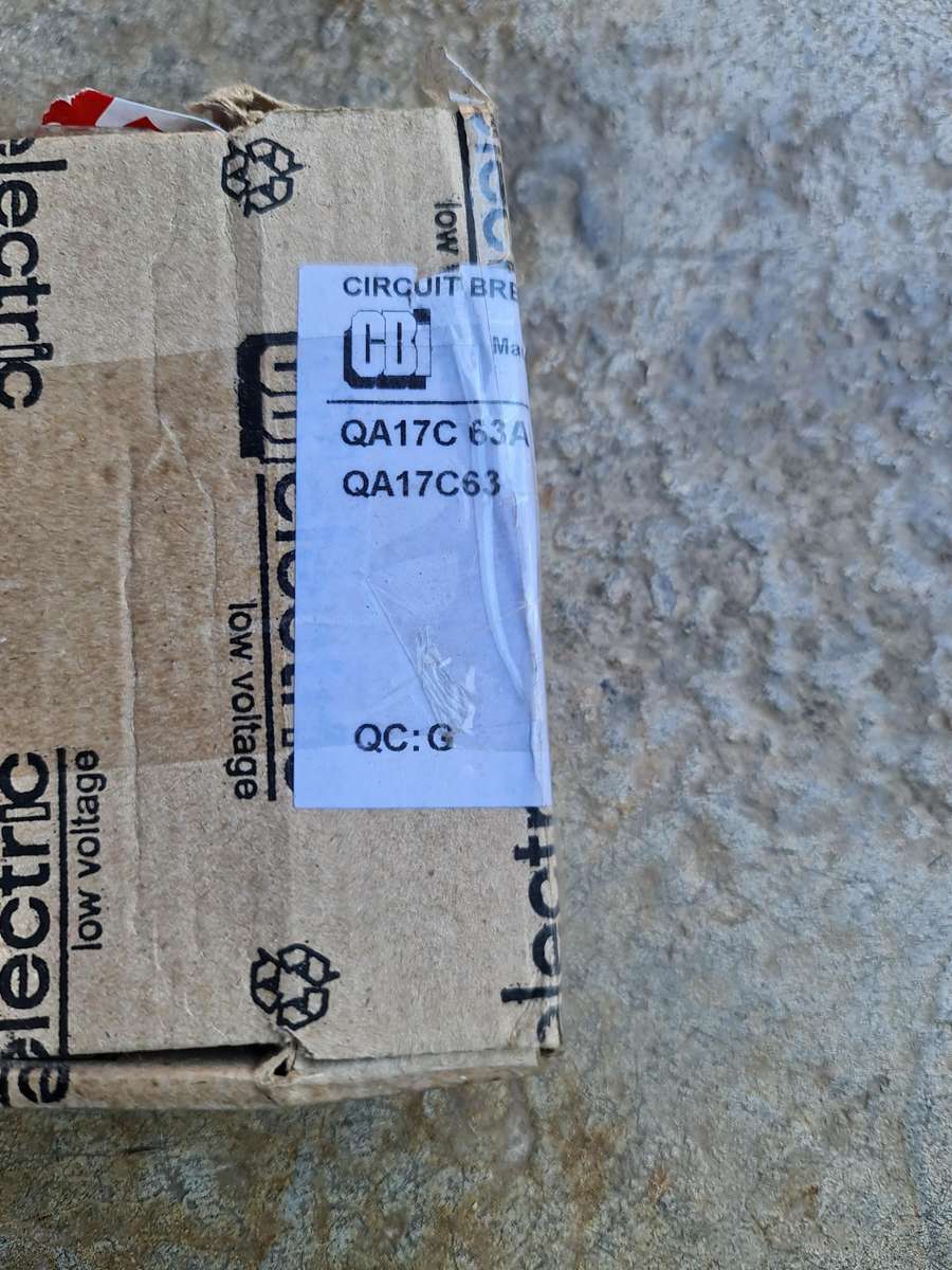 ELECTIC CIRCUIT BREAKER - 63A - AS PER PICTURES