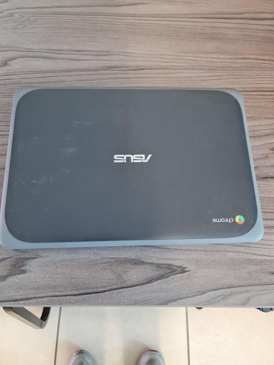 ASUS C202X CHROME BOOK - MEDIATEK 8173C PROCESSOR - 4GB - 32GB eMMC - 11.6 INCH