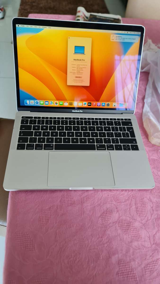 MACBOOK PRO 13 - 2017 MODEL - 8GB MEMORY - 128GB SSD HARD DRIVE