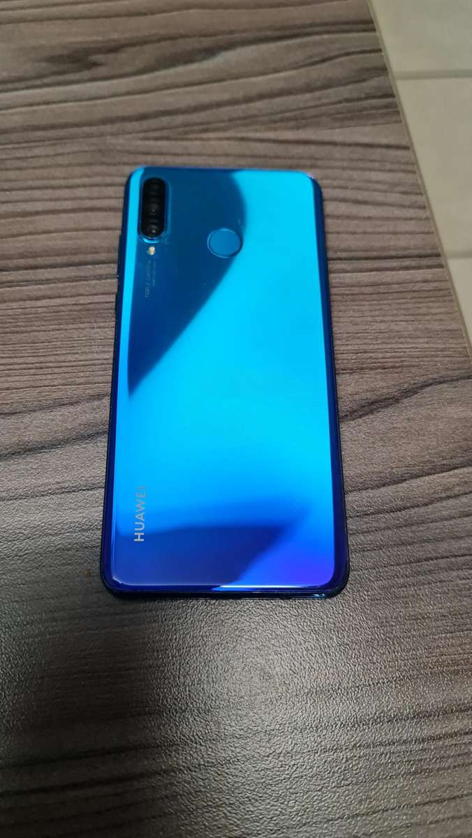 HUAWEI P30 LITE - 4GB MEMORY - 128GB STORAGE - FULL WORKING CONDITION - EXCELLENT CONDITION