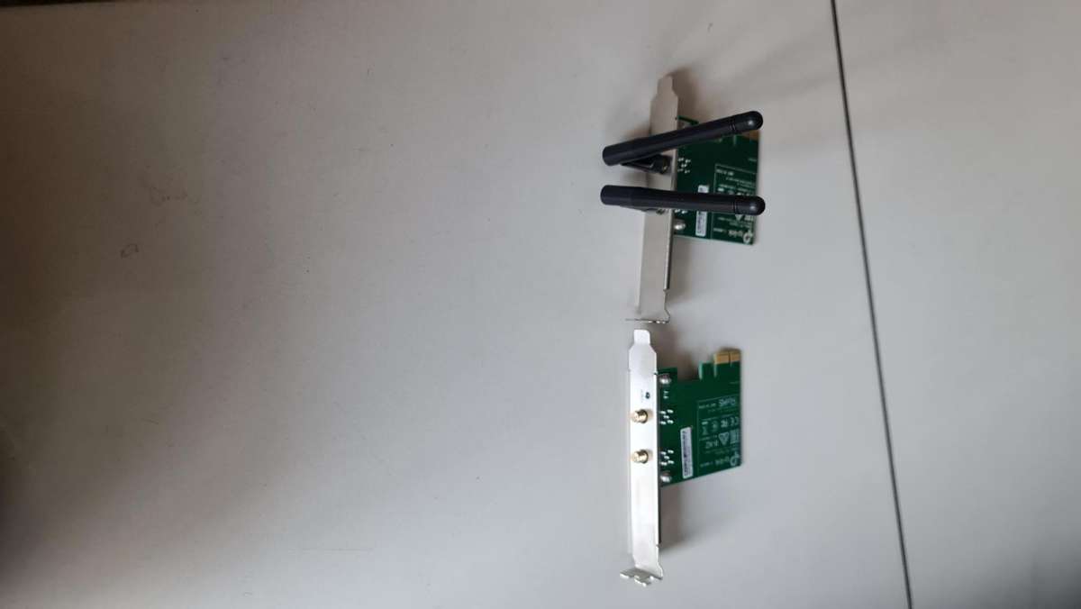 BRAND NEW TP-LINK 300MBS - WIFI CARD - 2 AVAILABLE - BID IS FOR BOTH TOGETHER
