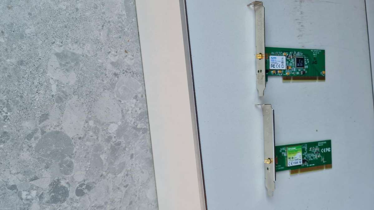 WIFI - WIRELESS CARDS - 2 X WIRELESS CARDS - AS PER PICS - BID IS FOR BOTH TOGETHER