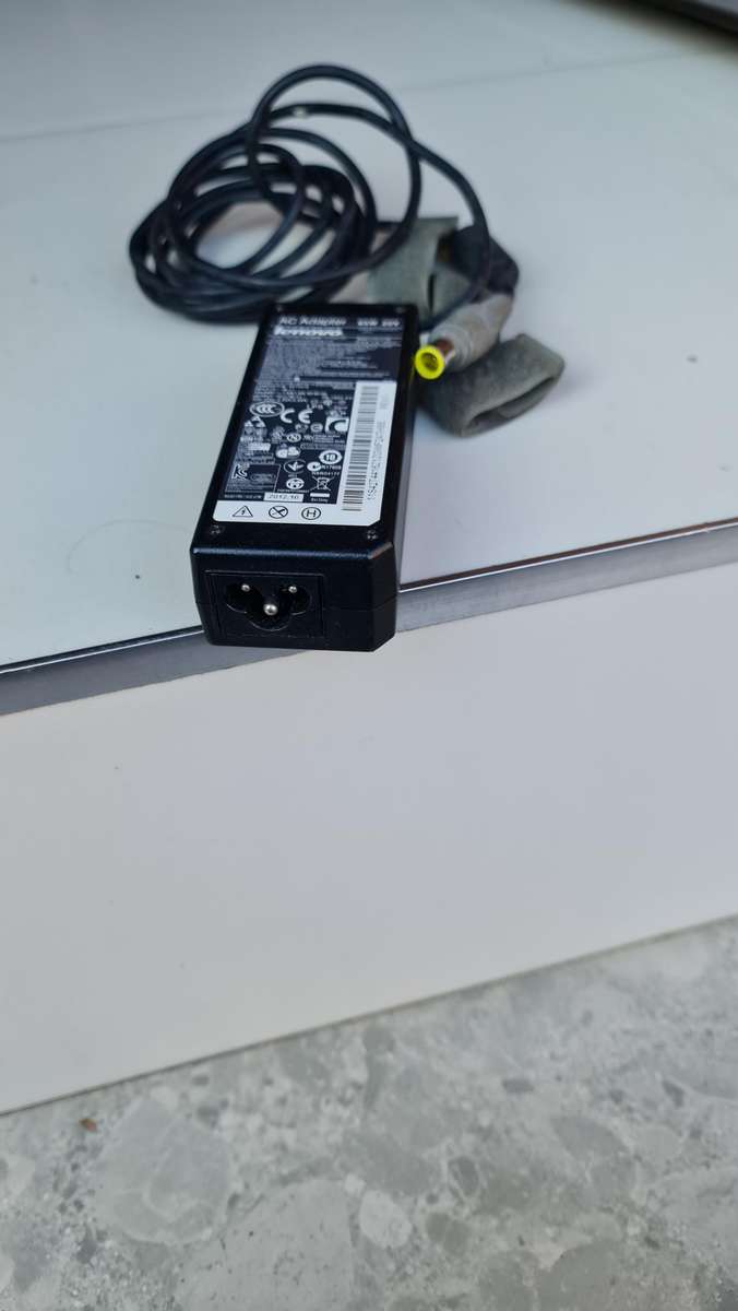 ORIGINAL LENOVO CHARGER - AS PER PIC - 20V - 3.25A - 65W - FULL WORKING CONDITION