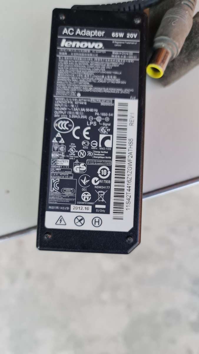 ORIGINAL LENOVO CHARGER - AS PER PIC - 20V - 3.25A - 65W - FULL WORKING CONDITION