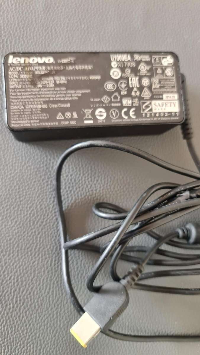 ORIGINAL LENOVO CHARGER - AS PER PIC - 20V - 2.25A - FULL WORKING CONDITION
