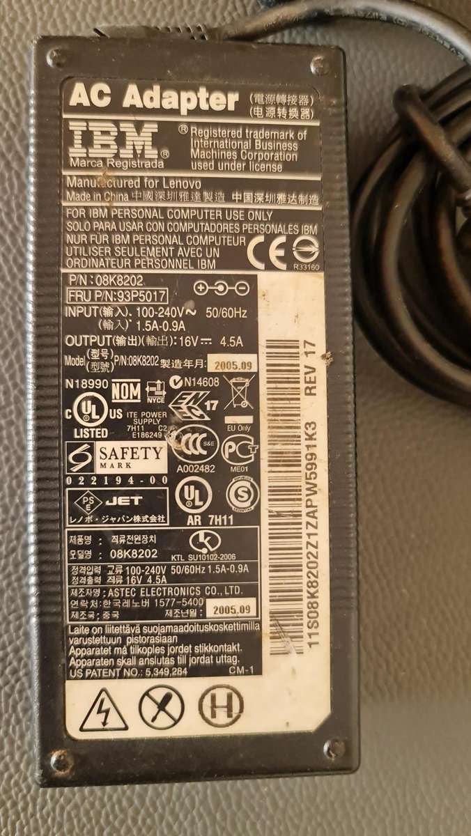 ORIGINAL IBM CHARGER - AS PER PIC - 16V - 4.5A - FULL WORKING CONDITION