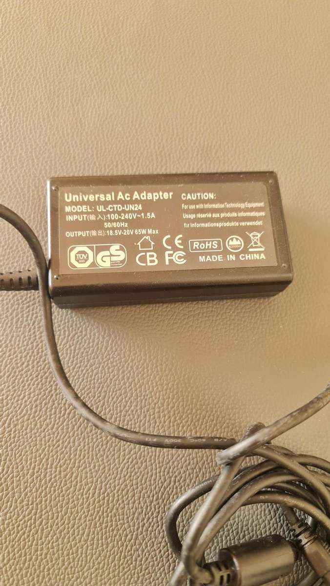 GENERIC/UNIVERSAL CHARGER - AS PER PIC - 18.5V - 20V - 65W - FULL WORKING CONDITION