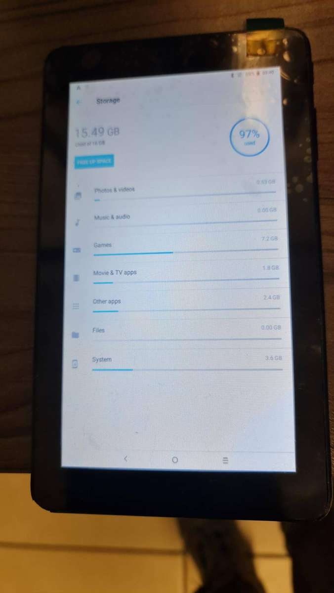 ALCATEL TABLET - 1GB MEMORY - 16GB STORTAGE - 7 INCH - TABLET ONLY - SCREEN CHANGED - FULLY WORKING