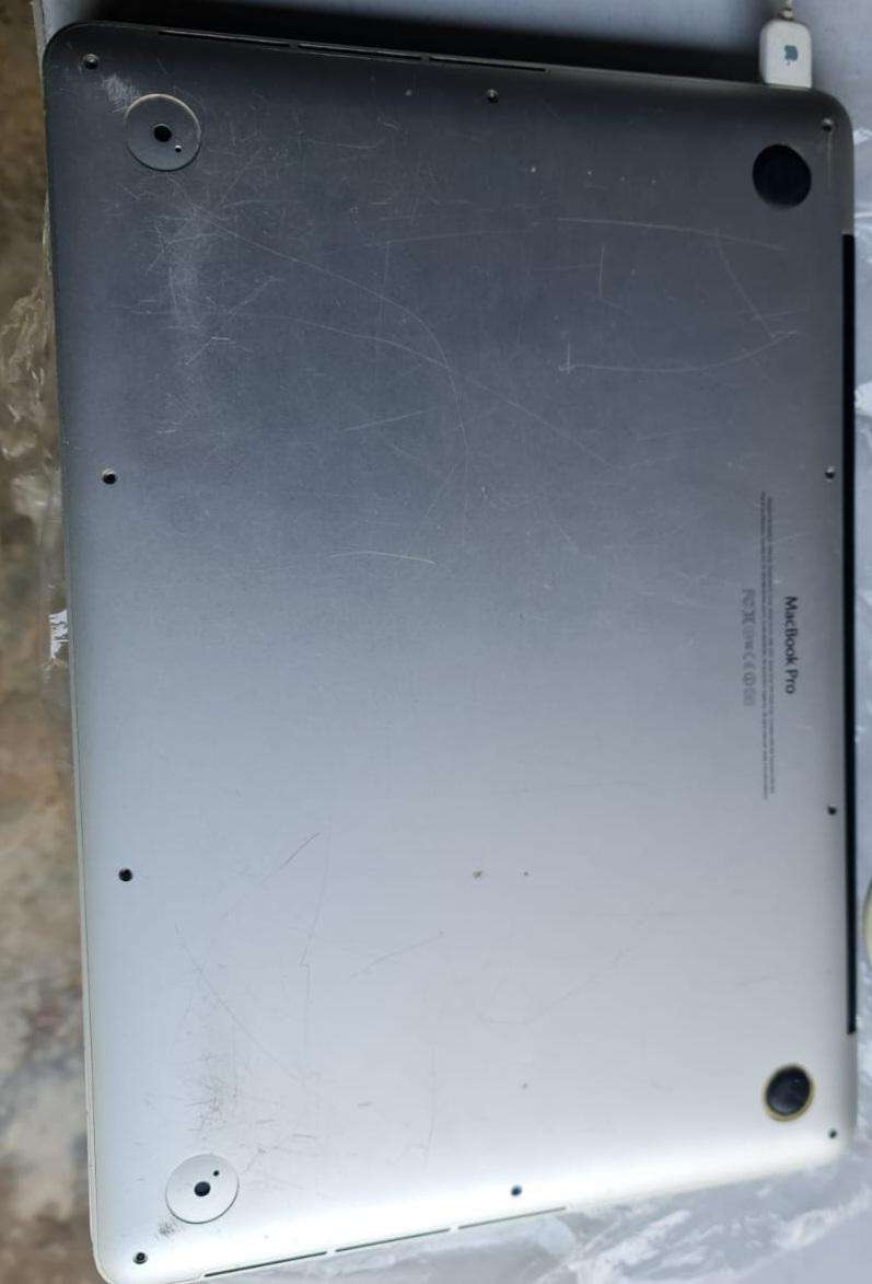 MACBOOK PRO 13 - RETINA DISPLAY - LATE 2012 MODEL - 8GB MEMORY - 128GB SSD HARD DRIVE