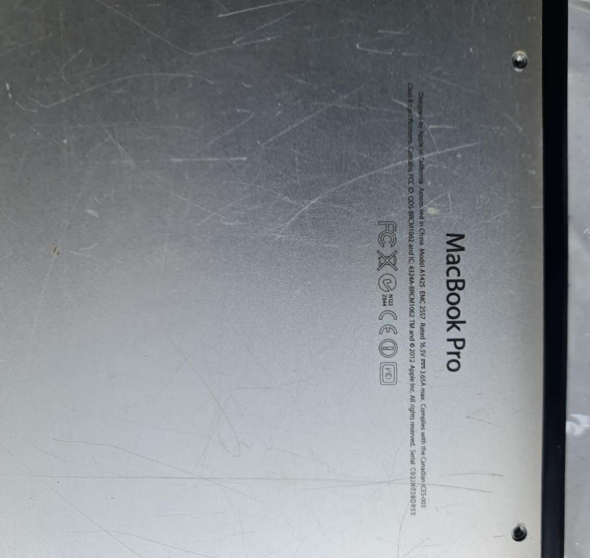 MACBOOK PRO 13 - RETINA DISPLAY - LATE 2012 MODEL - 8GB MEMORY - 128GB SSD HARD DRIVE