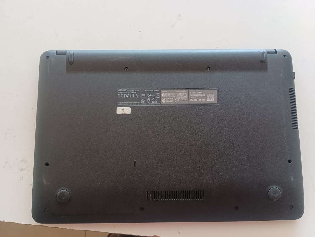 ASUS LAPTOP - CELERON N4000 - 4GB MEMORY - 1TB HARD DRIVE - 15.6 INCH SCREEN - ORIGINAL CHARGER