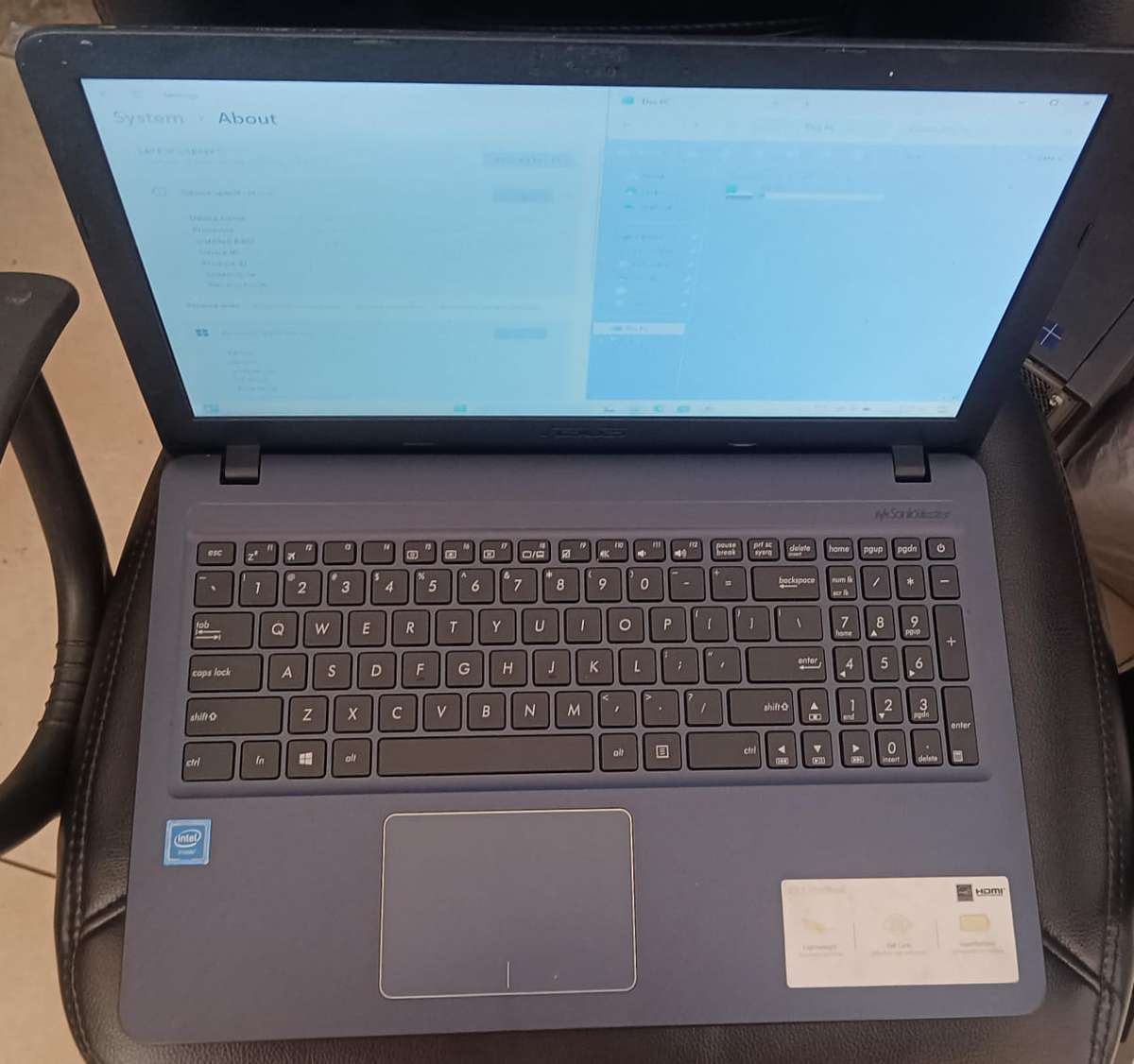 ASUS LAPTOP - CELERON N4000 - 4GB MEMORY - 1TB HARD DRIVE - 15.6 INCH SCREEN - ORIGINAL CHARGER