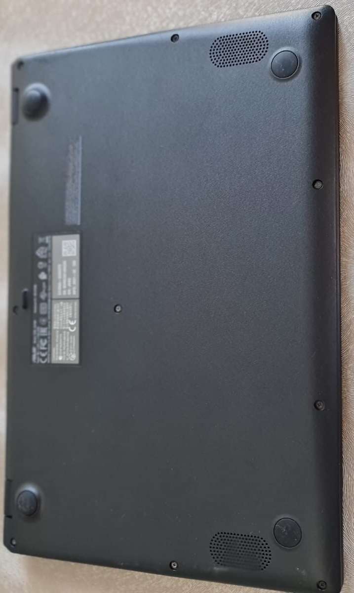 ASUS 410M LAPTOP - CELERON N4020 - 4GB - 256GB - 14 INCH SCREEN - HDMI - CHARGER