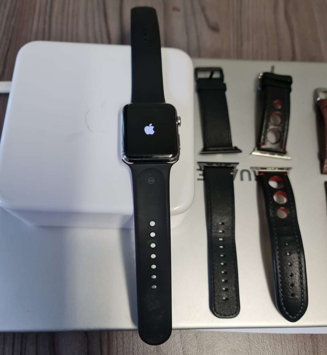 WEEKEND CLEARANCE - APPLE WATCH - SERIES 0 - 42MM - WITH 4 SETS OF BANDS - EXCELLENT CONDITION