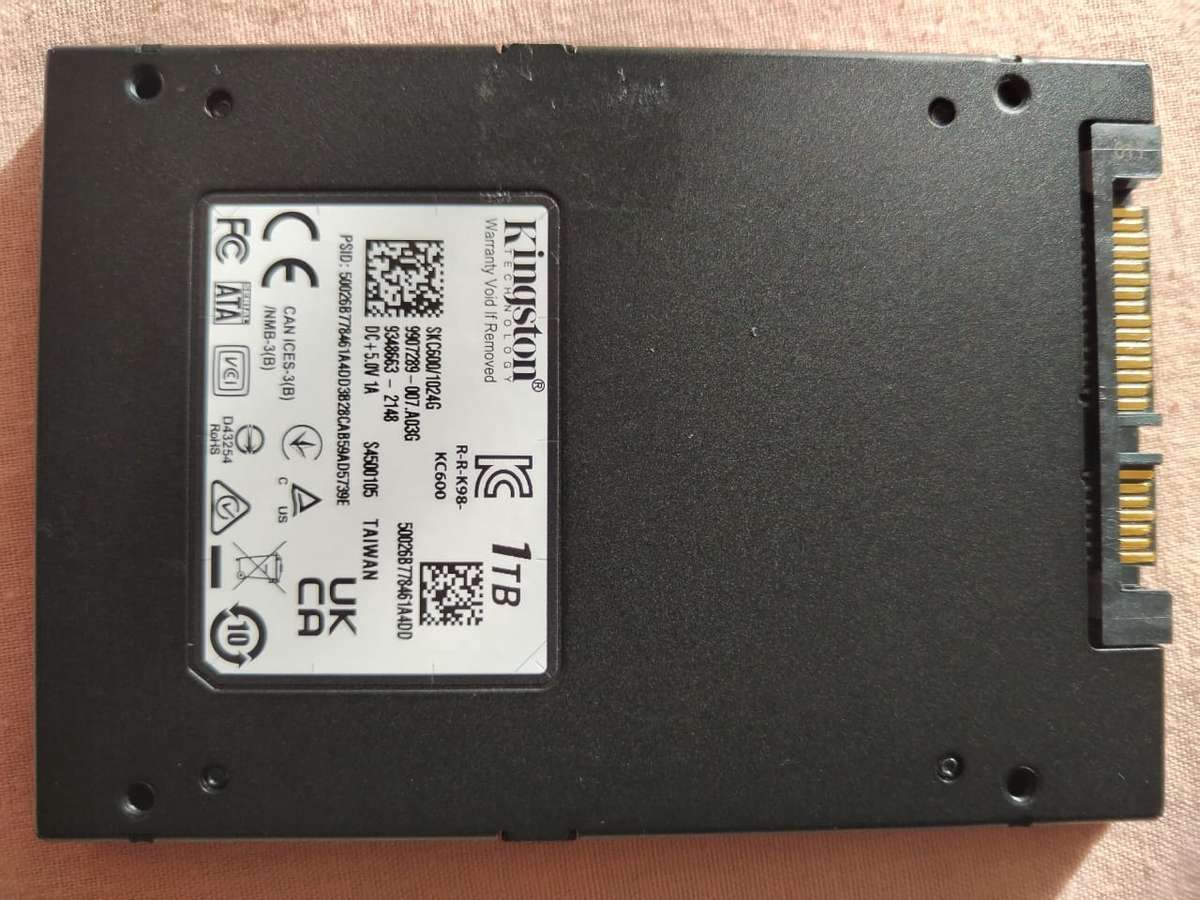 KINGSTON - 1TB SSD HARD DRIVES - ALL 98%/99% HEALTH - 2.5 INCH - EXCELLENT WORKING CONDITION