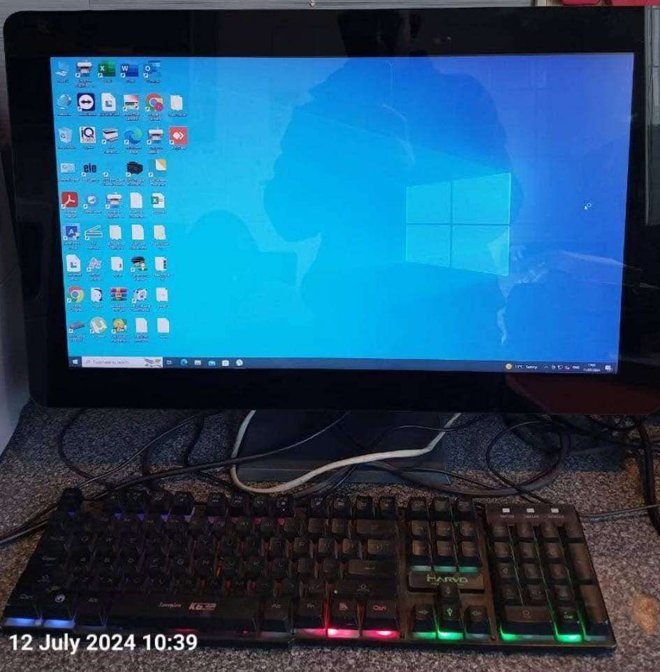 ELO TOUCHSCREEN MONITORS - 22 INCH - FULL WORKING CONDITION - EXCELLENT CONDITION - BIG BARGAINS