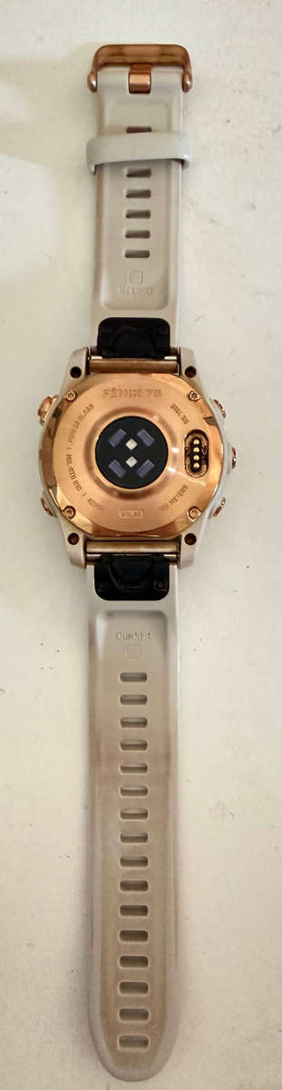 Garmin fenix 7S Solar Rose Gold w/Lt Sand band