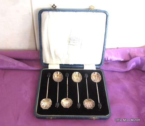 A set of 6 boxed Hallmarked silver coffee bean spoons.