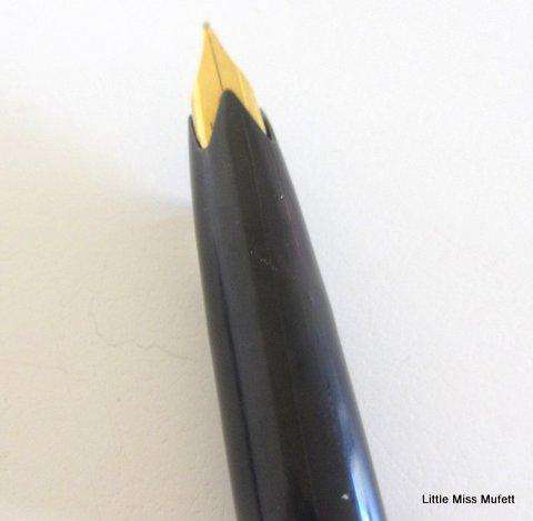 A Mont Blanc Meisterstuck 72 fountain pen with a gold nib---Unboxed