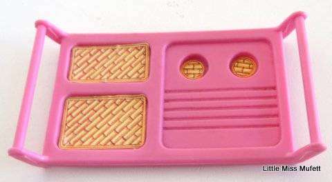 A Lot of vintage Barbie and Sindy accessories including a Baywatch Ski Runner and Sindy Snowboards