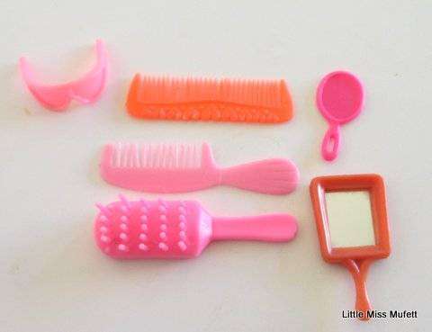 A Lot of vintage Barbie and Sindy accessories including a Baywatch Ski Runner and Sindy Snowboards