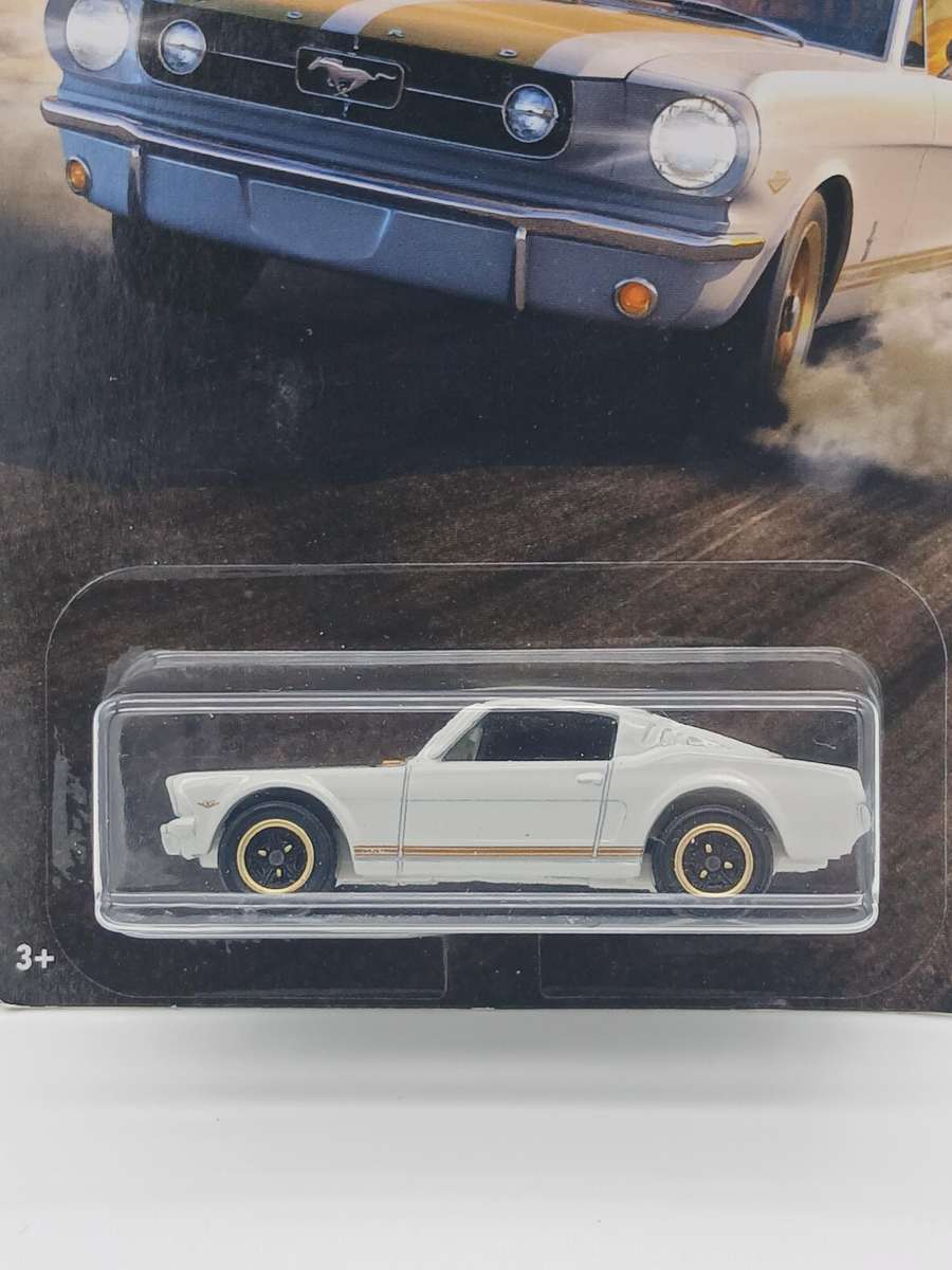Matchbox '68 Ford Mustang GT CS & '65 Ford Mustang GT