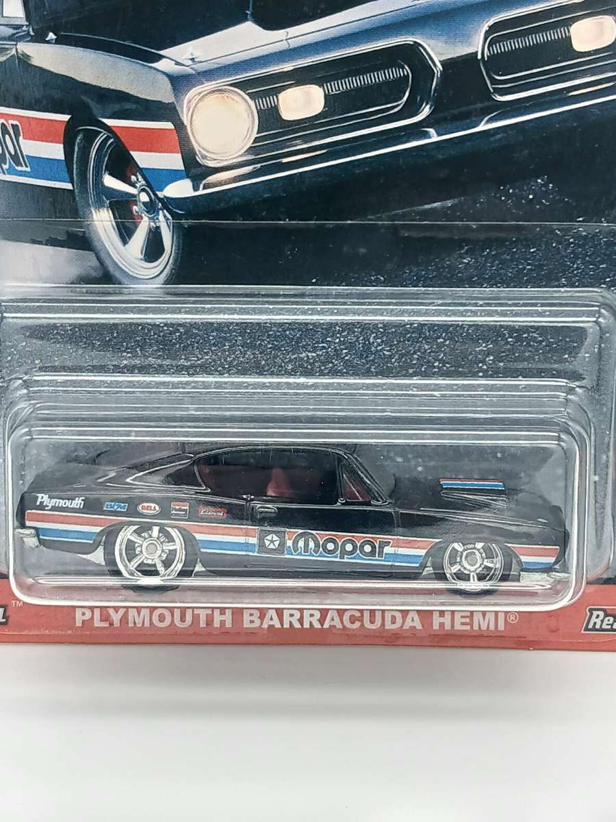 Hot Wheels Plymouth Barracuda Hemi with Real Riders