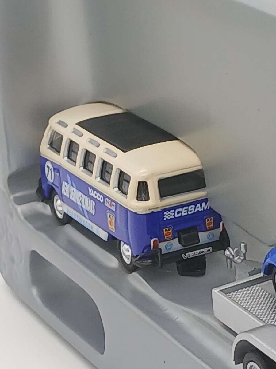 Schuco VW TI Samba Bus & VW Beetle rally set 1:87 HO