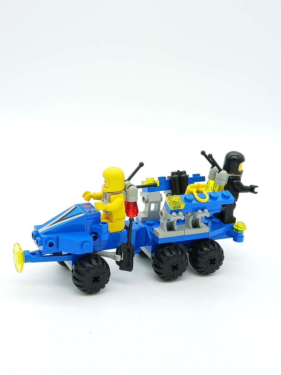 Vintage Lego Space Mobile Command Trailer No.1558 (1986)