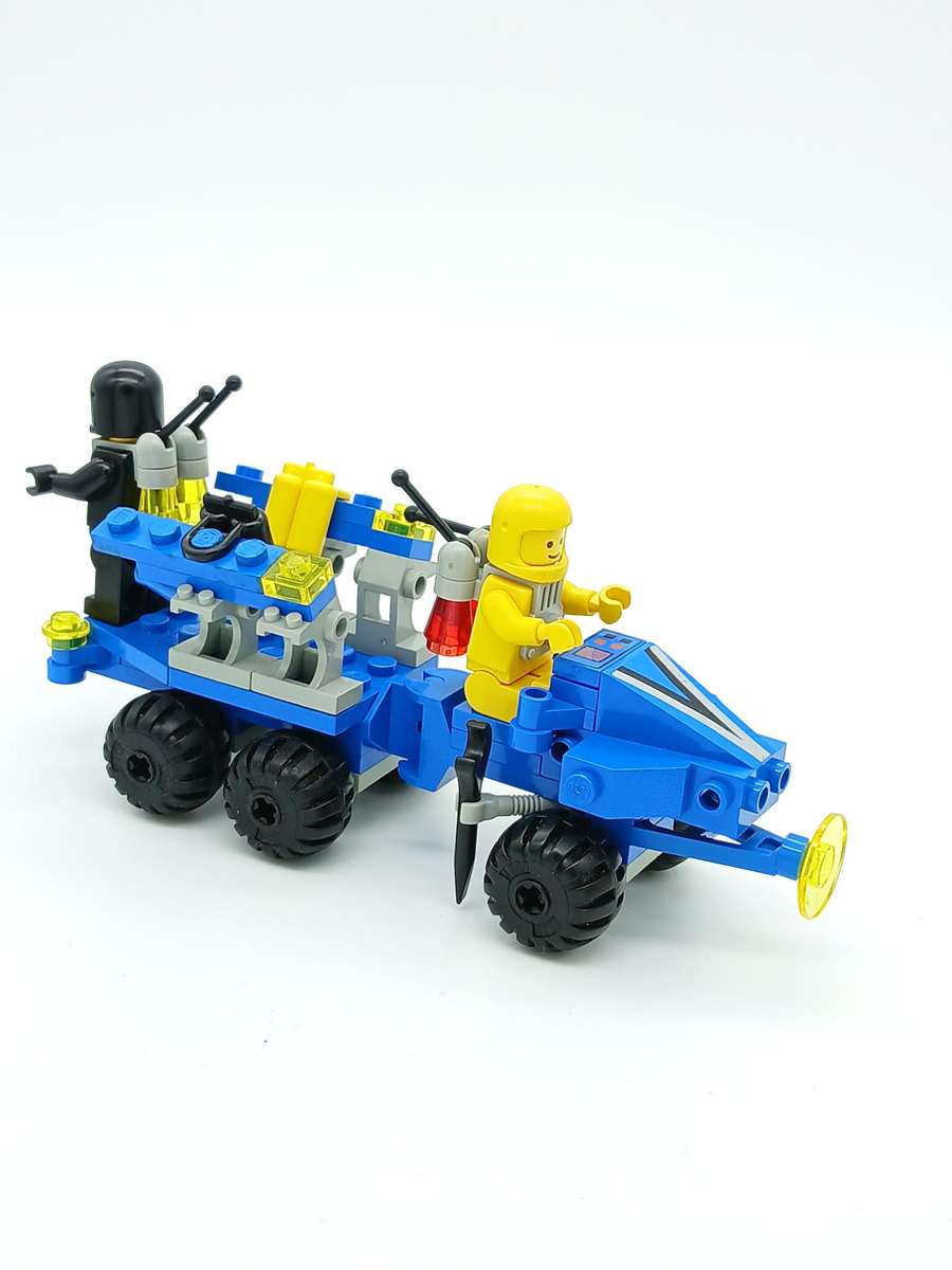 Vintage Lego Space Mobile Command Trailer No.1558 (1986)