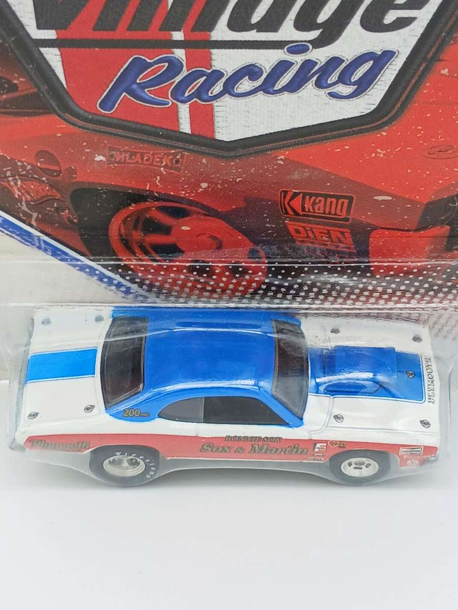 Hot Wheels Sox & Martin's '73 Plymouth Duster Vintage Racing Real Riders