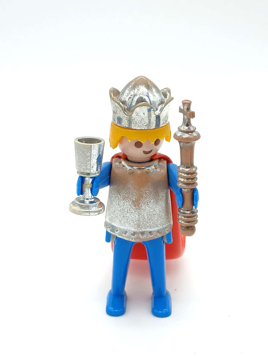 Vintage Playmobil King and Throne - No.3331 V2 (1979)