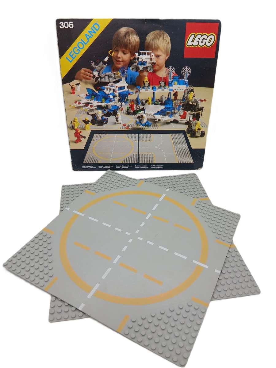 Vintage Lego Space Lunar Landing Plates No.306 (1983)