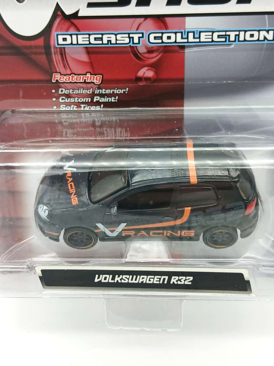 Maisto Volkswagen VW Golk R32 Custom Shop