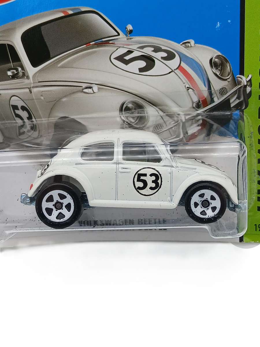 Hot Wheels Volkswagen VW Beetle The Love Bug Herbie 2014