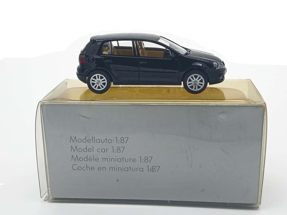 Wiking Volkswagen VW Golf Mk5 TDi 1/87