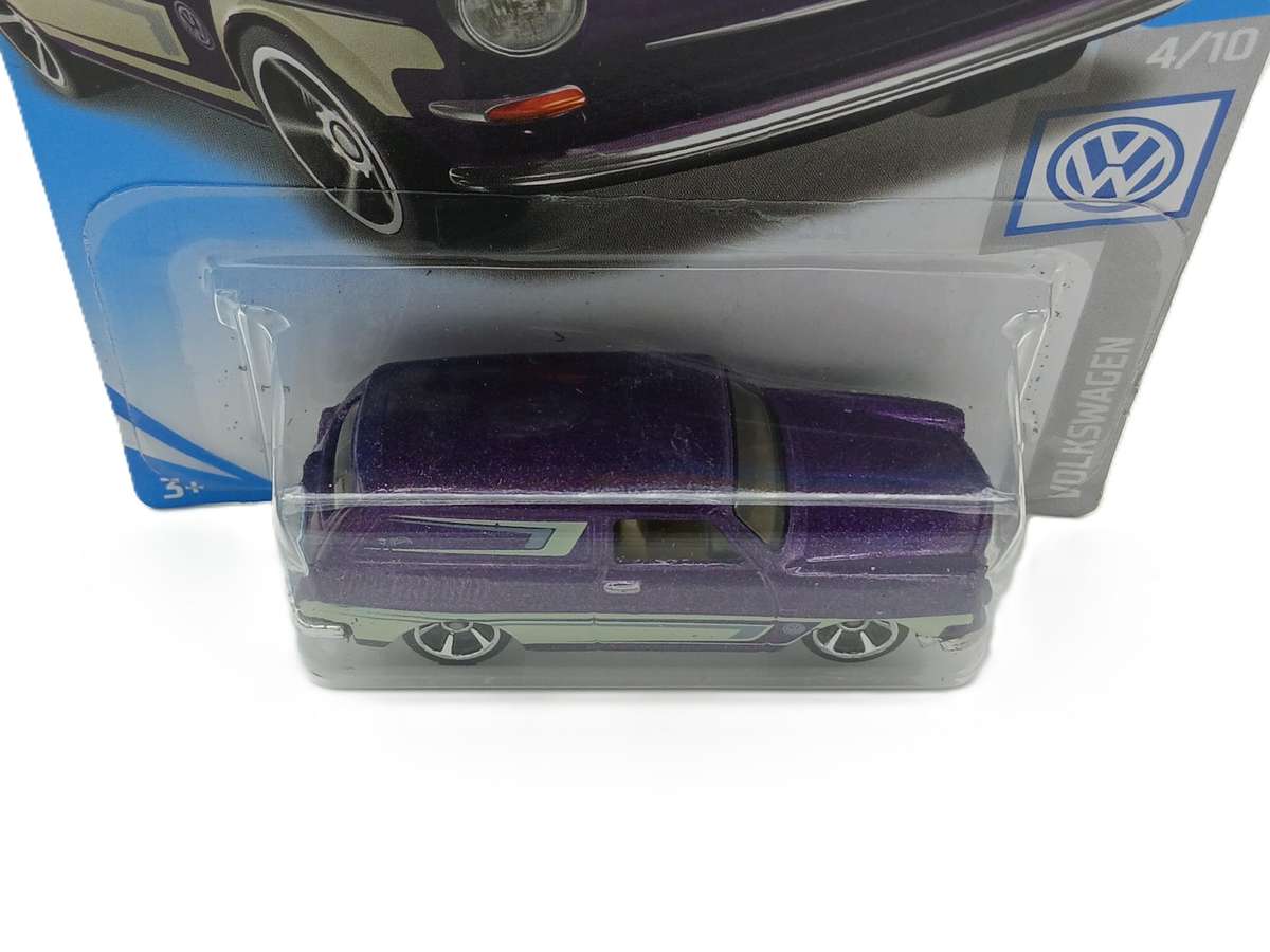 Hot Wheels Volkswagen VW Custom 1969 Squareback