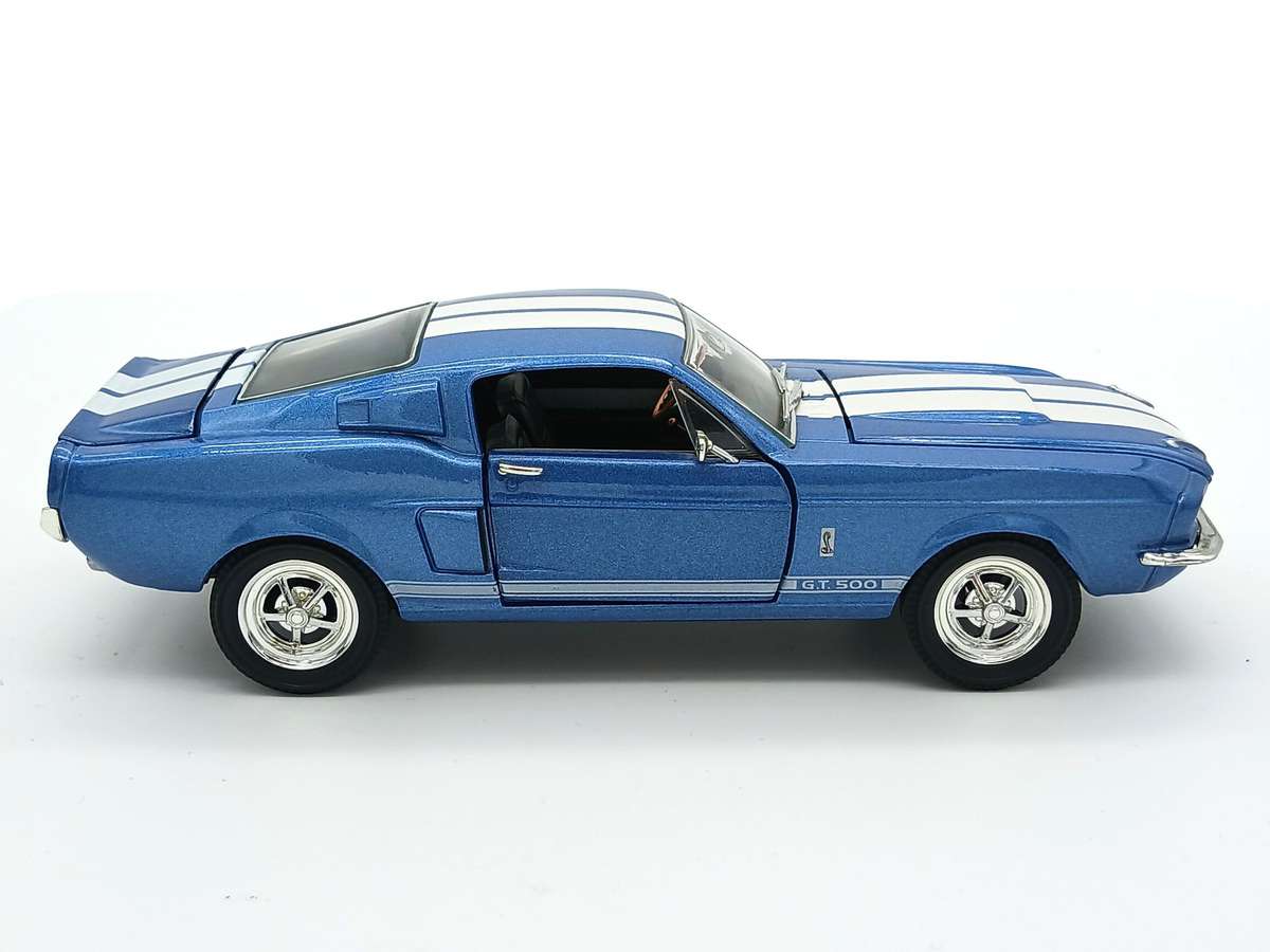 JADA Toys 1967 Ford Shelby GT 500 1/32